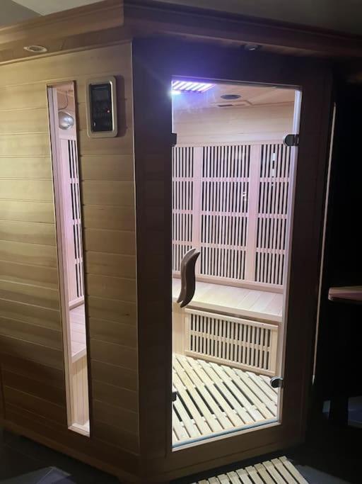 Suite Avec Sauna 36M² Niort Exterior photo